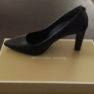 Michael Kors Black Pumps size 7.5 (no box)